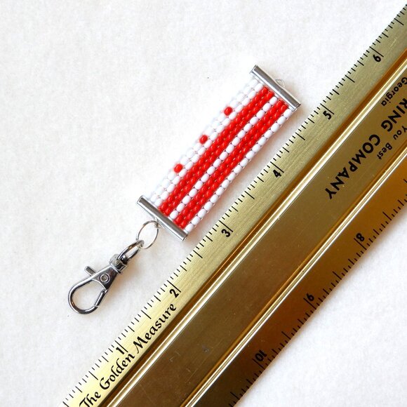 Washington DC flag bead keychain / bag charm, handmade, District of Columbia - Picture 5 of 5